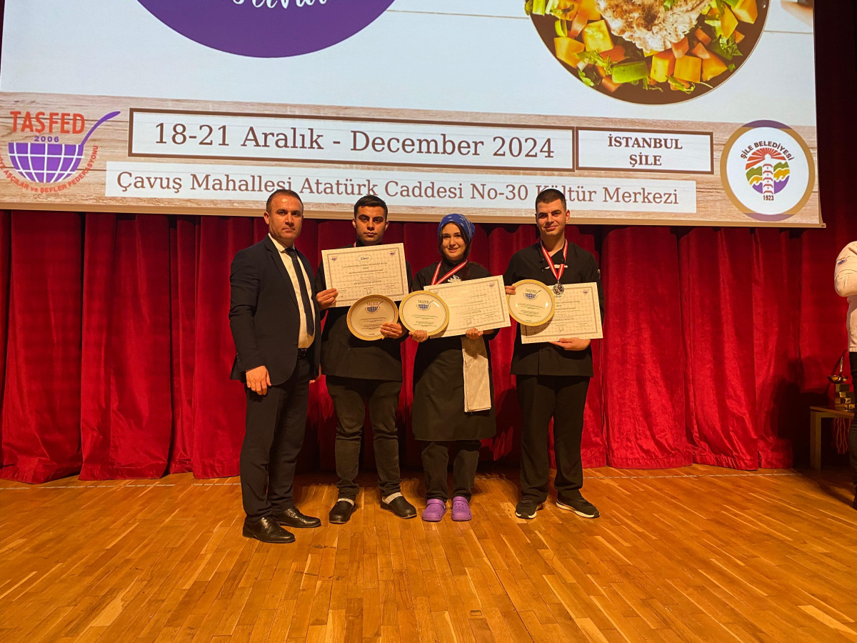 Düzce Üniversitesi Gastronomi Bölümü Öğrencilerinden Büyük Başarı