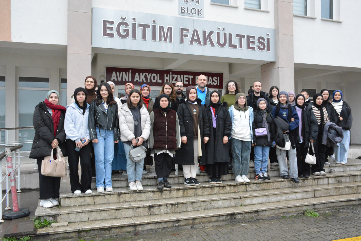 Lise Öğrencilerinden Düzce Üniversitesi’ne Ziyaret